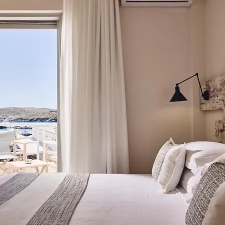 Kythnos Bay Отель Лутра