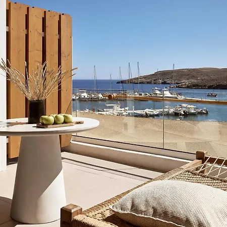 Kythnos Bay Отель Лутра