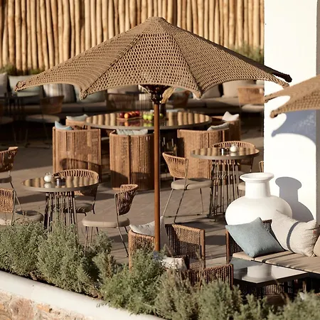 Отель Kythnos Bay 3*