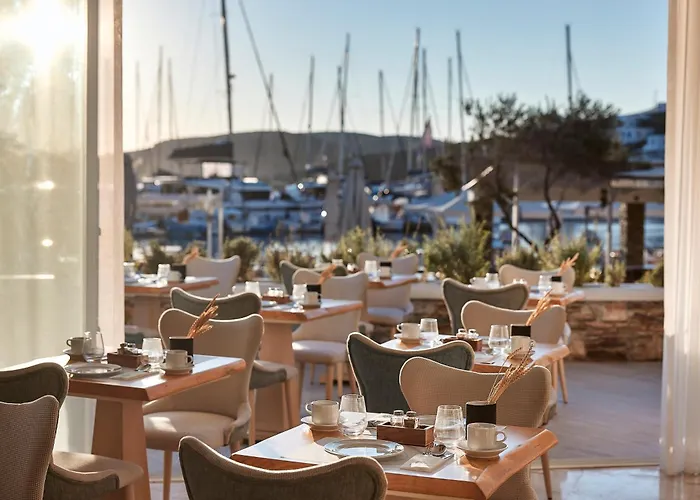 Kythnos Bay Λουτρά