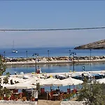 Kythnos Bay Loutrá