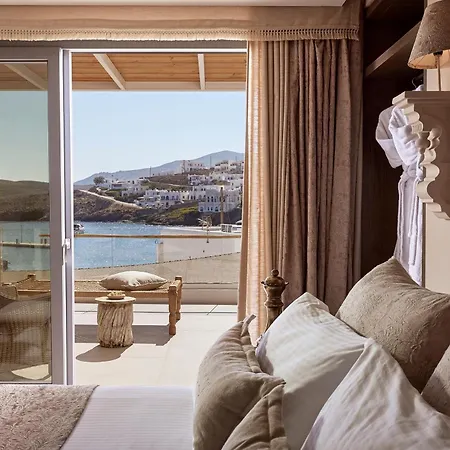 Kythnos Bay Hotel