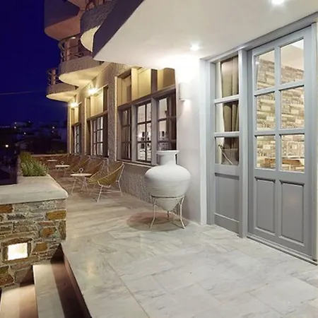 Kythnos Bay Λουτρά