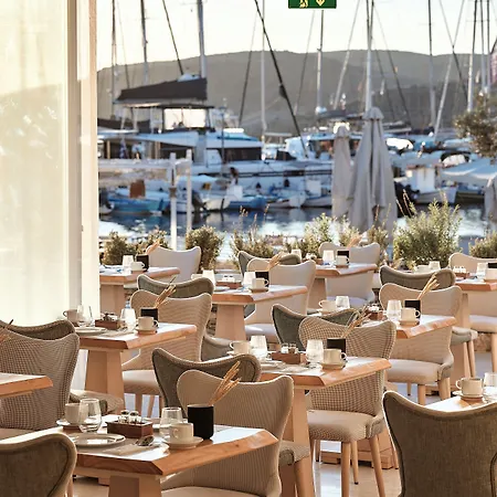 Szálloda Kythnos Bay 3*