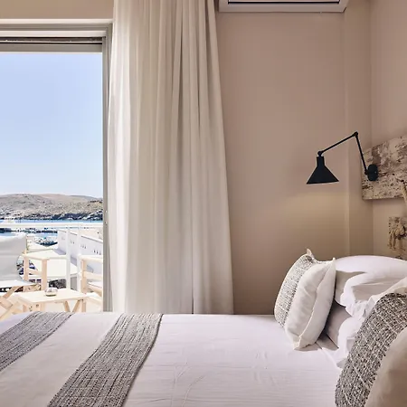 Kythnos Bay 3* Loutra (Kythnos)