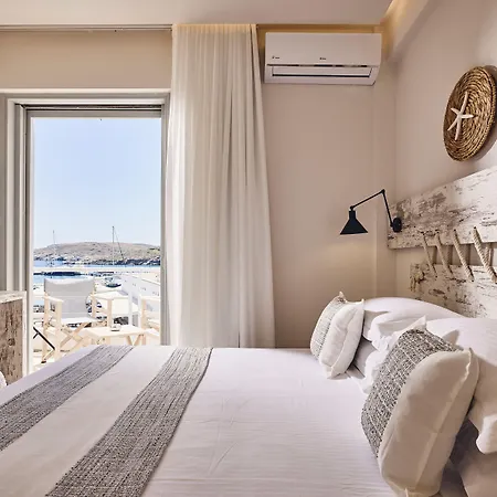 Kythnos Bay Hotel 3*