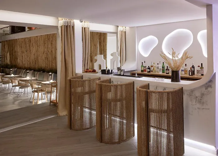 Kythnos Bay Loutra (Kythnos)