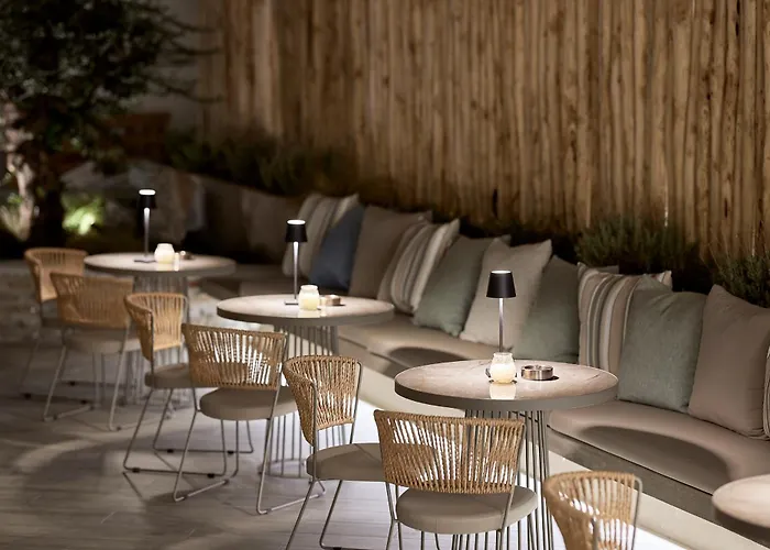 Kythnos Bay Loutra (Kythnos)