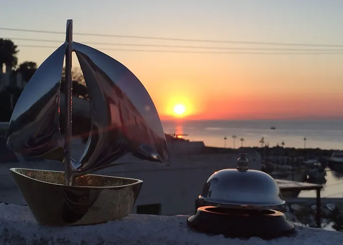 Hotel Kythnos Bay 3*