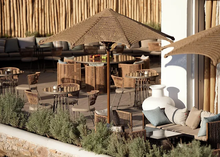 Kythnos Bay Loutra (Kythnos)