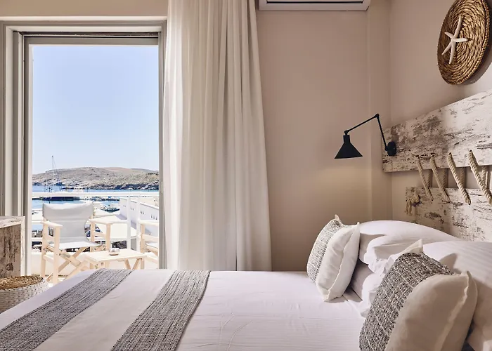 Kythnos Bay 3* Loutra (Kythnos)